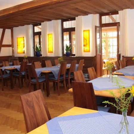 Karpfenhotel & Herrenhaus Im Gasthaus Sindel-Buckel Feuchtwangen Exteriör bild
